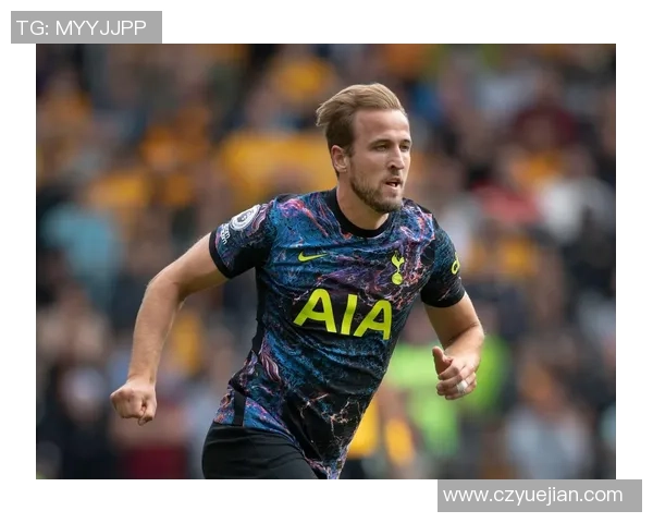 足球明星凯恩在全球足球运动员排名中的地位与影响力分析